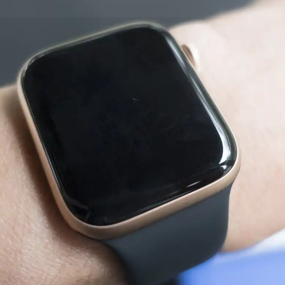 Apple Watch SE review, Smartwatch comparison, Wearable tech insights
Apple Watch SE features, Tech reviews and opinions