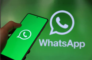 WhatsApp feature update, Enhanced emojis
Instant voice transcription, Group collaboration tools
Advanced privacy controls
Web conferencing
Third-party app integration