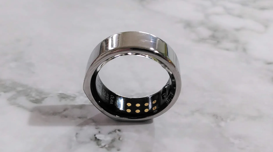 Samsung Galaxy Ring, Sleek Samsung Galaxy Ring: Modern design meets tech 