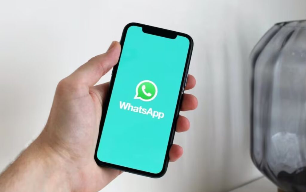 WhatsApp Color for iPhones, WhatsApp Chat Themes features for iPhones